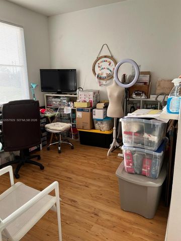 17820 NW 73rd Ave 200-1, Hialeah, FL 33015