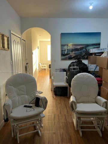 17820 NW 73rd Ave 200-1, Hialeah, FL 33015