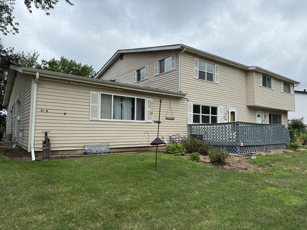 901 Gael Drive B, Joliet, IL 60435