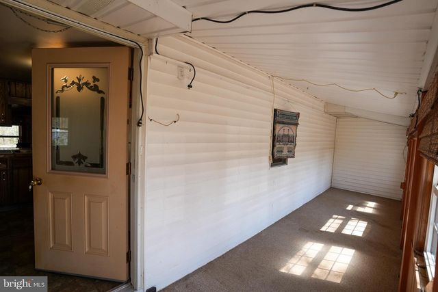 8245 INTERCHANGE RD, Lehighton, PA 18235