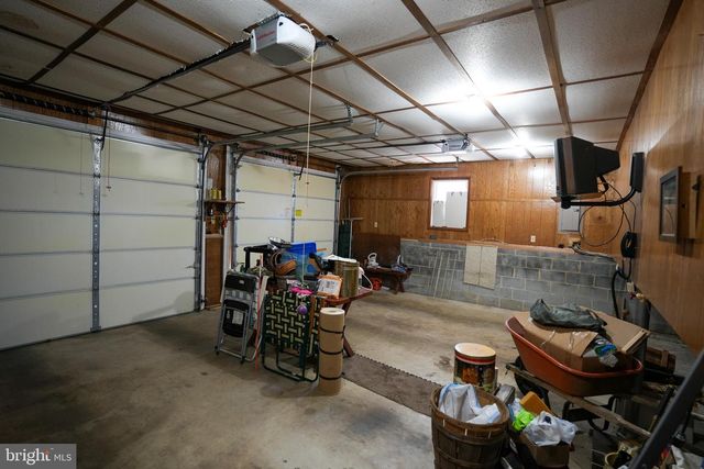 8245 INTERCHANGE RD, Lehighton, PA 18235