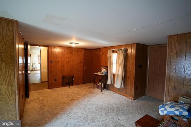 8245 INTERCHANGE RD, Lehighton, PA 18235