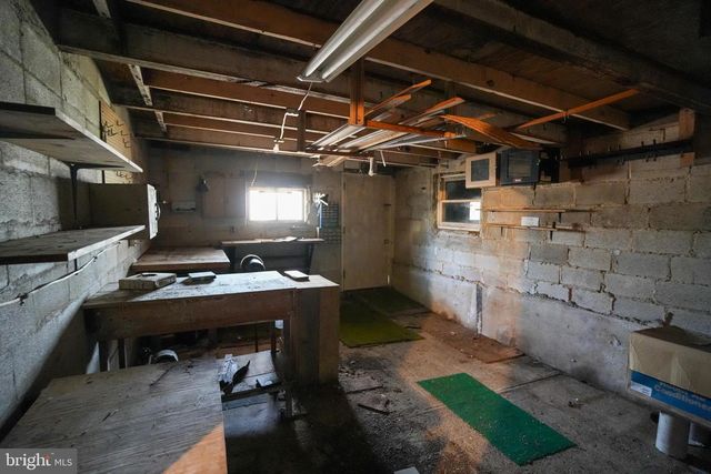 8245 INTERCHANGE RD, Lehighton, PA 18235