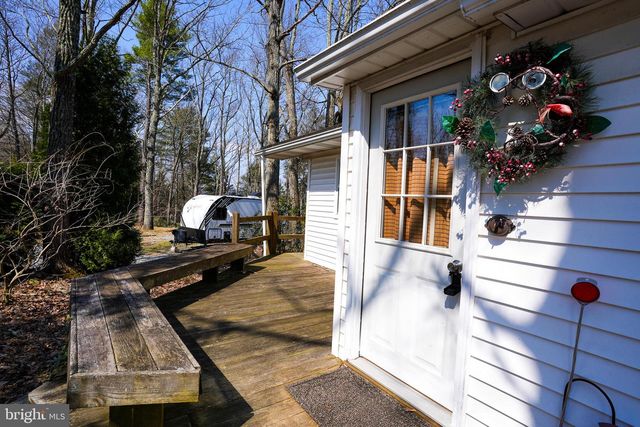 8245 INTERCHANGE RD, Lehighton, PA 18235