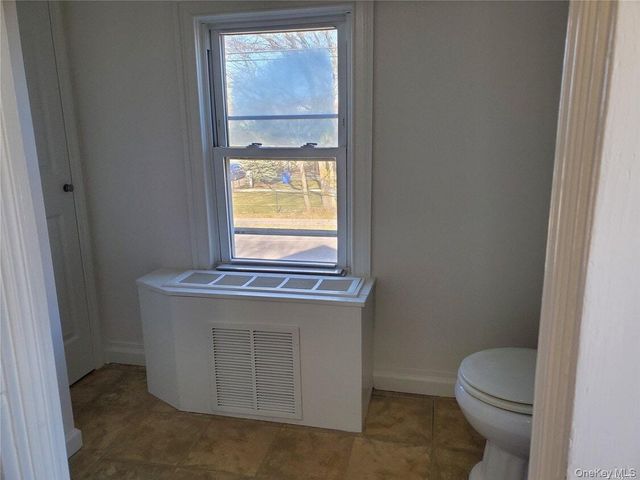 40 Amity Street, Patchogue, NY 11772