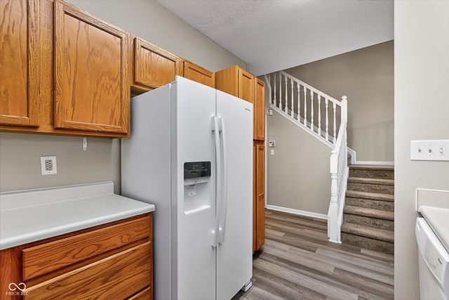 5549 Nighthawk Way, Indianapolis, IN 46254