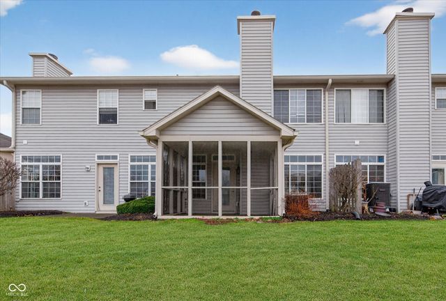 5549 Nighthawk Way, Indianapolis, IN 46254