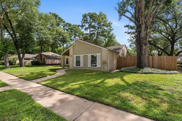 14923 Forest Lodge Court, Houston, TX 77070