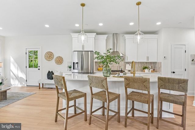 84B KENNEDY DR, Severna Park, MD 21146