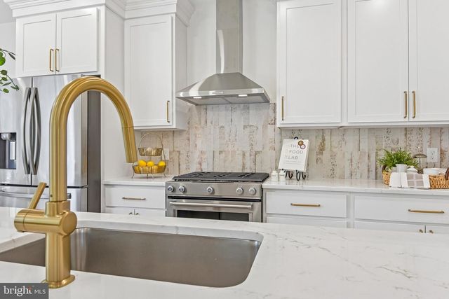 84B KENNEDY DR, Severna Park, MD 21146
