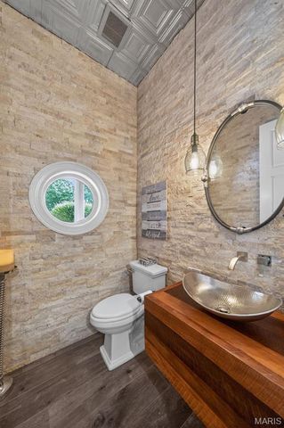 910 Peruque View Drive, Wentzville, MO 63385
