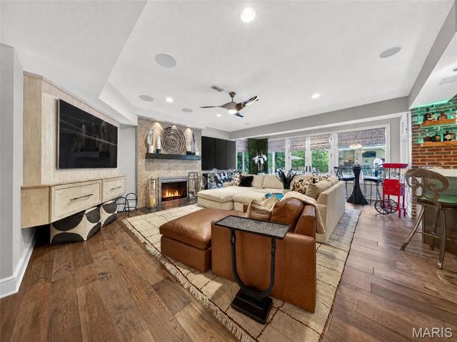 910 Peruque View Drive, Wentzville, MO 63385