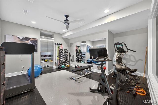 910 Peruque View Drive, Wentzville, MO 63385