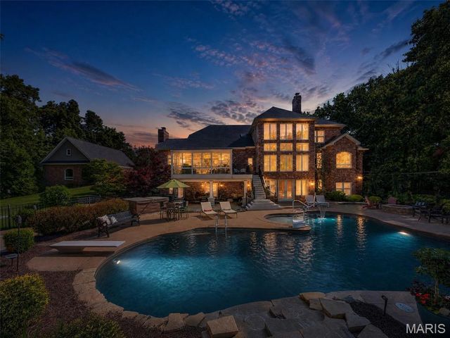 910 Peruque View Drive, Wentzville, MO 63385