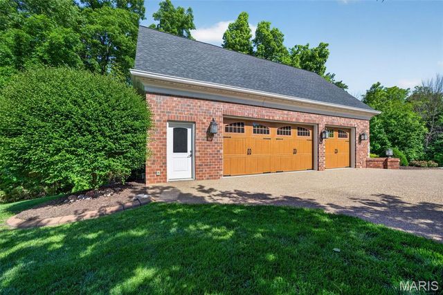 910 Peruque View Drive, Wentzville, MO 63385