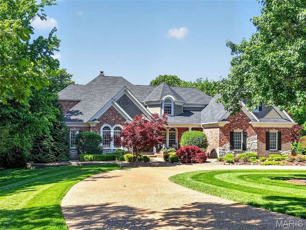 910 Peruque View Drive, Wentzville, MO 63385