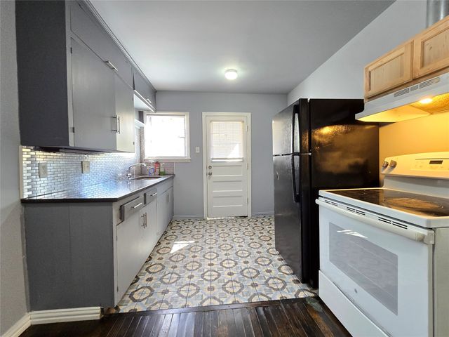 1730 Seevers Avenue 2, Dallas, TX 75216