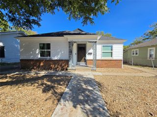 1730 Seevers Avenue 2, Dallas, TX 75216