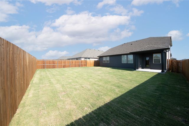 1700 Calanques Street, Royse City, TX 75189