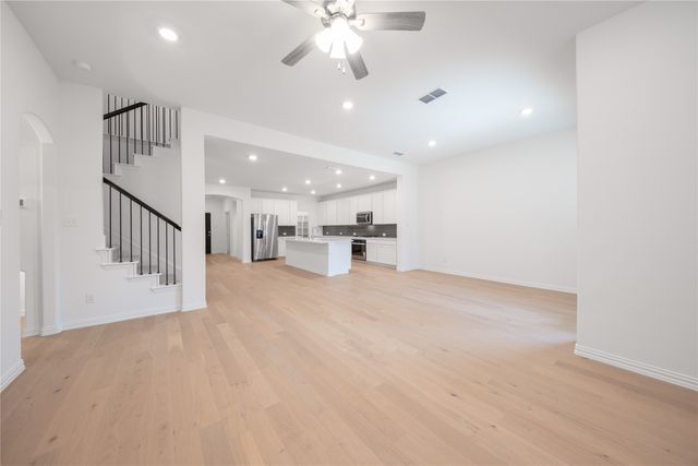 1700 Calanques Street, Royse City, TX 75189
