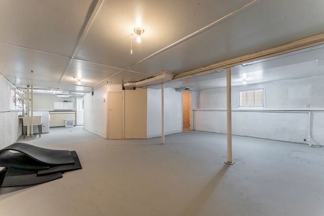 6119 W School Street, Chicago, IL 60634