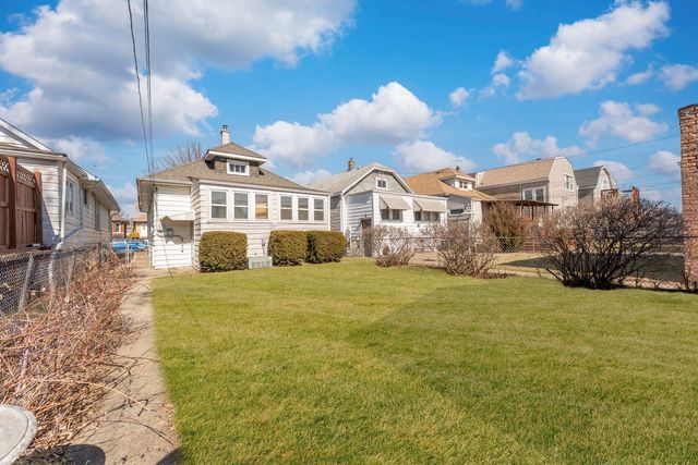 6119 W School Street, Chicago, IL 60634