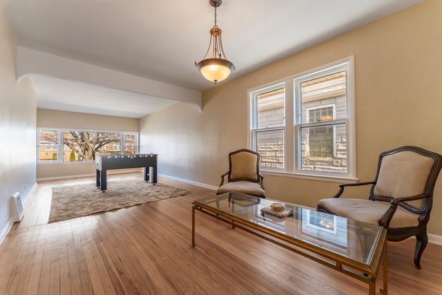 6119 W School Street, Chicago, IL 60634