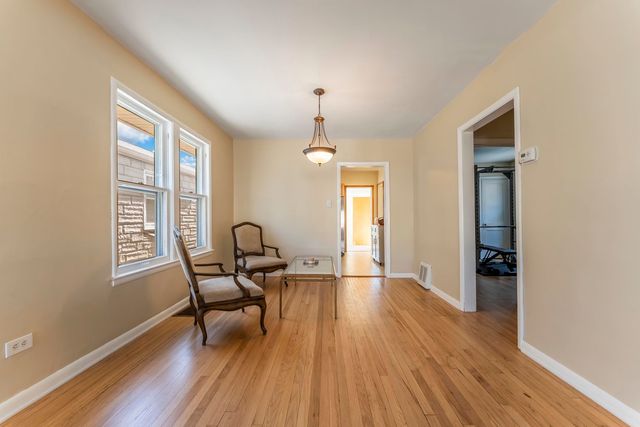 6119 W School Street, Chicago, IL 60634