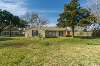 4604 S Tower Road, Santa Fe, TX 77517