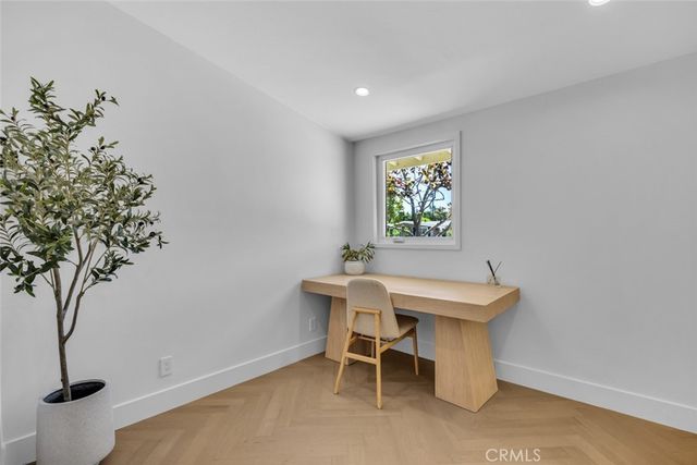 268 E Bay, Costa Mesa, CA 92627