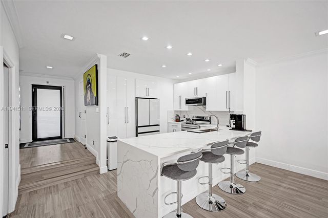 21150 Jib Ct J12, Aventura, FL 33180