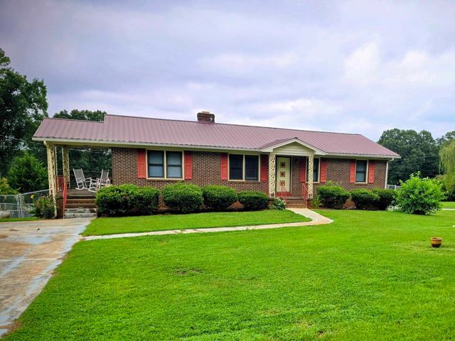 219 Bonner Lake Road, Gaffney, SC 29340