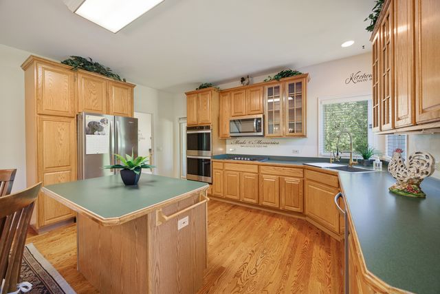 10902 Red Hawk Lane, Spring Grove, IL 60081