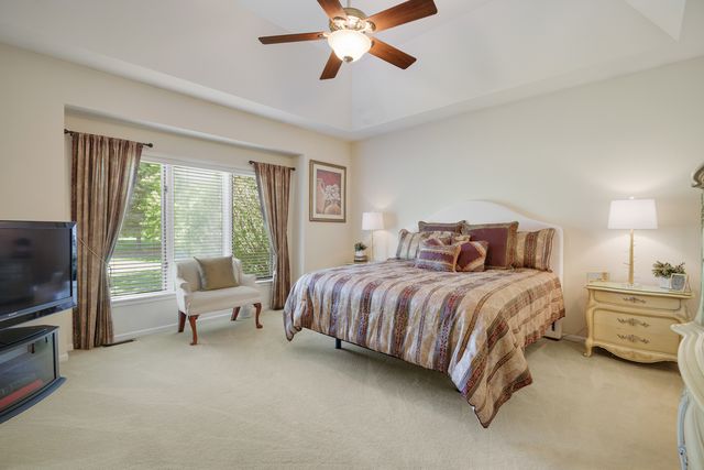 10902 Red Hawk Lane, Spring Grove, IL 60081
