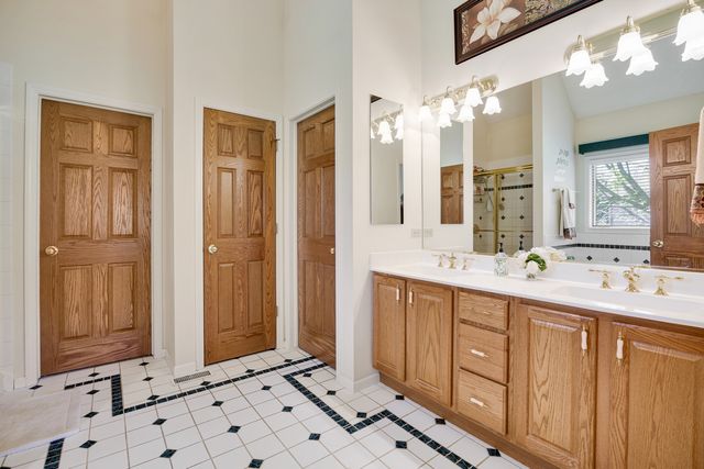 10902 Red Hawk Lane, Spring Grove, IL 60081