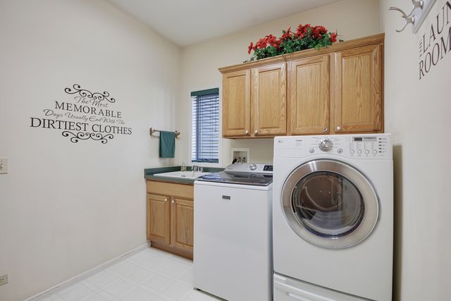 10902 Red Hawk Lane, Spring Grove, IL 60081
