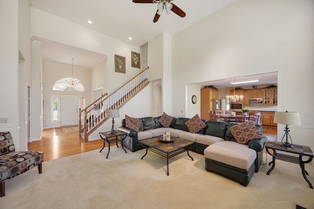 10902 Red Hawk Lane, Spring Grove, IL 60081