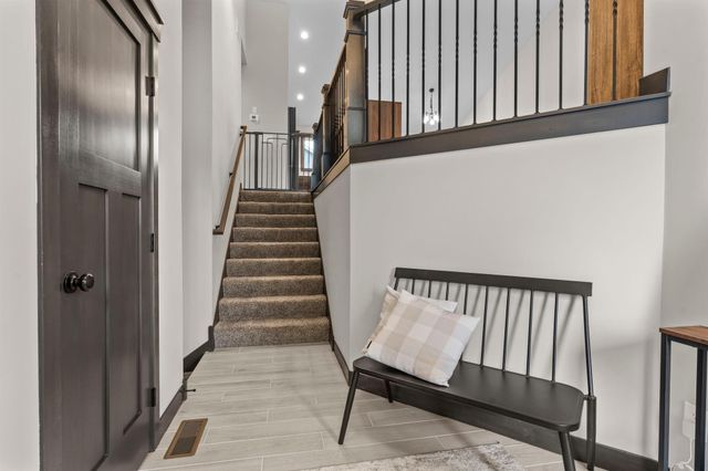 18591 Hexham Lane, Lakeville, MN 55044