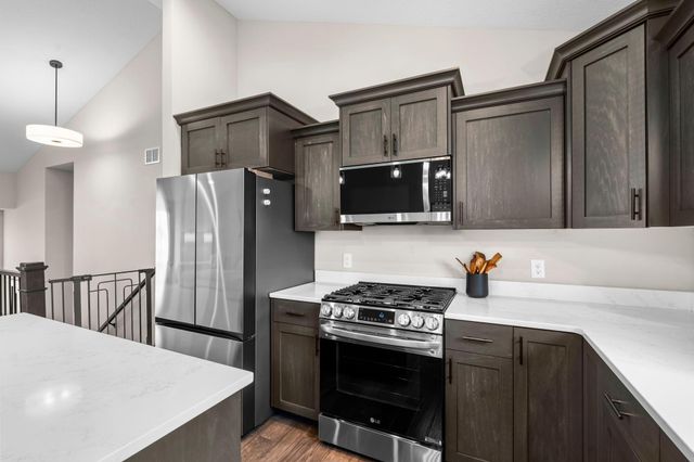 18591 Hexham Lane, Lakeville, MN 55044