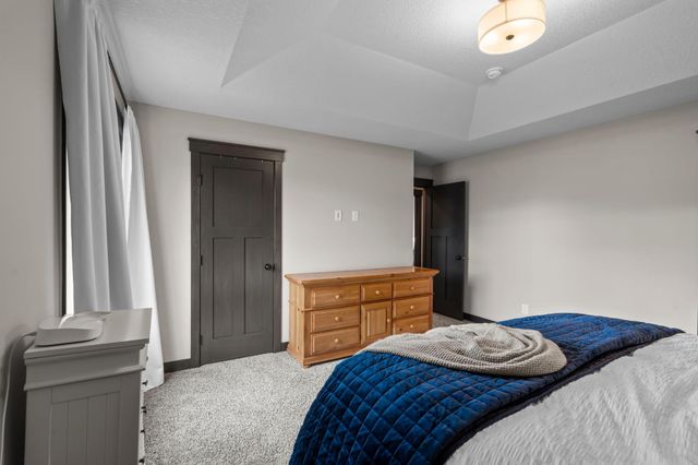 18591 Hexham Lane, Lakeville, MN 55044