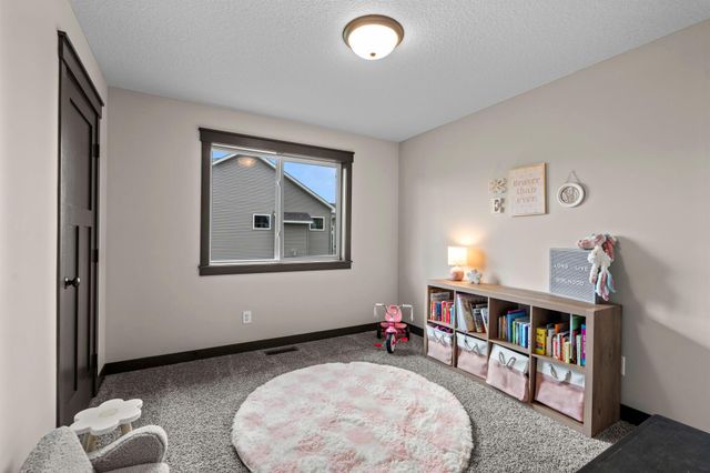 18591 Hexham Lane, Lakeville, MN 55044