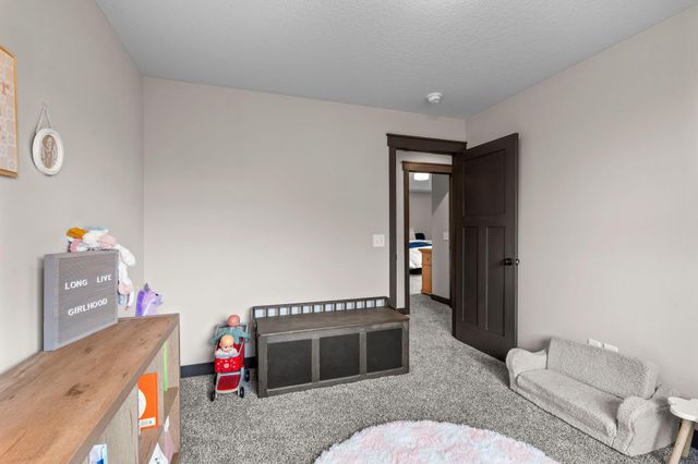 18591 Hexham Lane, Lakeville, MN 55044