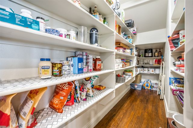 1012 Ivy Charm Way, Arlington, TX 76005