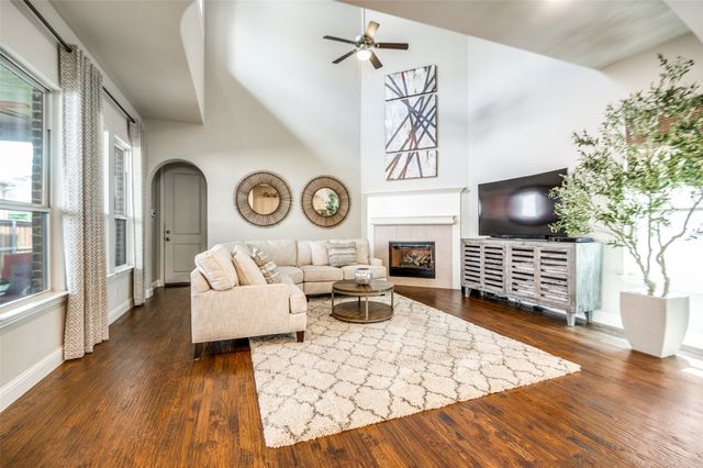 1012 Ivy Charm Way, Arlington, TX 76005