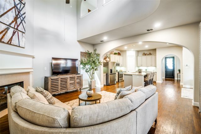 1012 Ivy Charm Way, Arlington, TX 76005