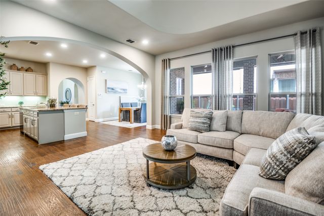 1012 Ivy Charm Way, Arlington, TX 76005