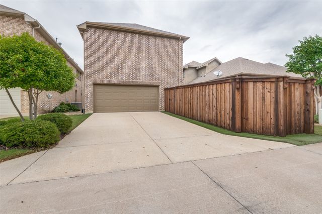 1012 Ivy Charm Way, Arlington, TX 76005