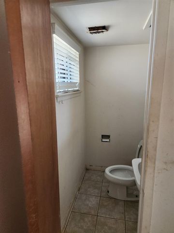 7726 Spinet Street, Houston, TX 77016