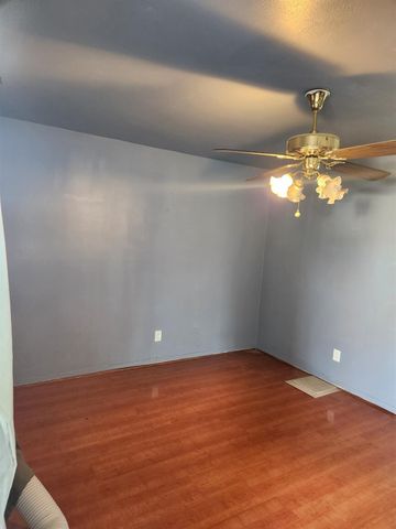 7726 Spinet Street, Houston, TX 77016