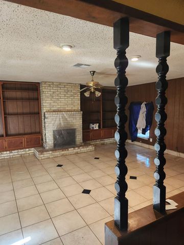 7726 Spinet Street, Houston, TX 77016